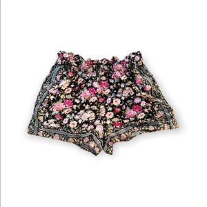 Floral American Eagle Shorts // Size: M